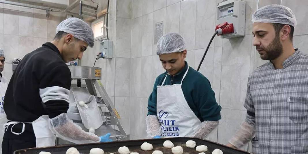 Okul değil sanki fabrika! Arı gibi çalışıyor hep üretiyorlar: Yıllık cirosu 19 milyon TL’yi buldu 4